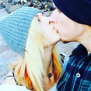 Meet your Posher, Zac